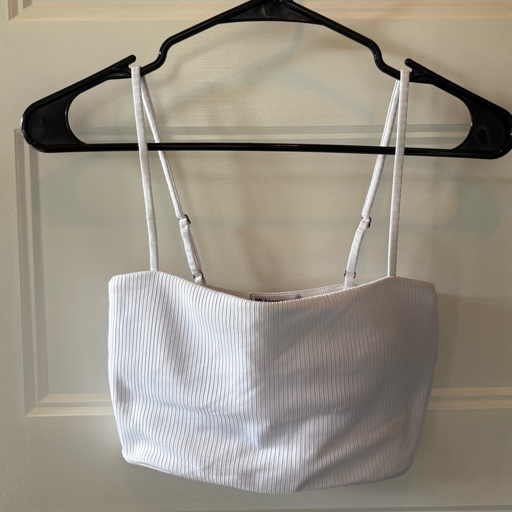 Forever 21 Sports Bra / Top